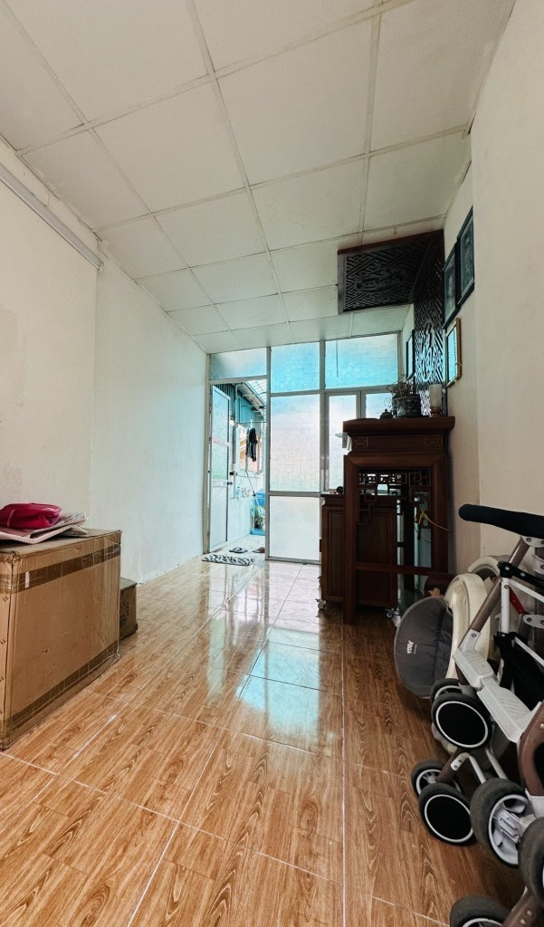 NGHĨA TÂN- CẦU GIẤY- KHU PHÂN LÔ- Ô TÔ ĐỖ CỬA- 2 THOÁNG TRƯỚC, SAU